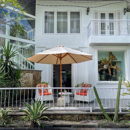 Beach House Canggu - 150M Berawa Beach Eksteriør bilde